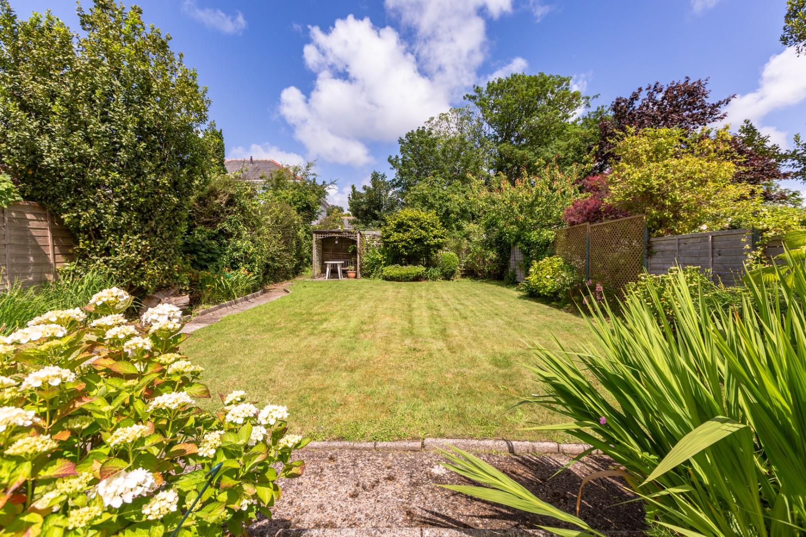 Bellevue Road, West Cross, Swansea, SA3 5QB